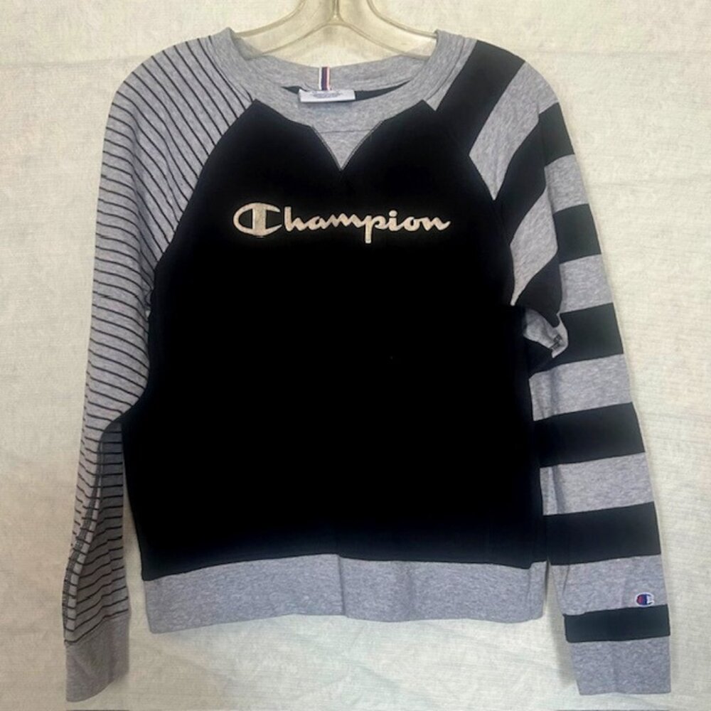 Women's Champion Long Sleeve Jersey Logo Multi Striped Size Small